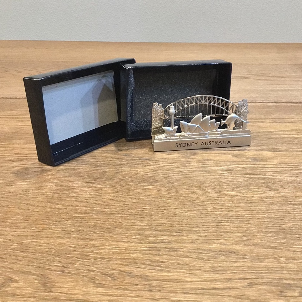 Sydney I love Australia Metal Business Card Holder Opera House Bridge & Kangaroo